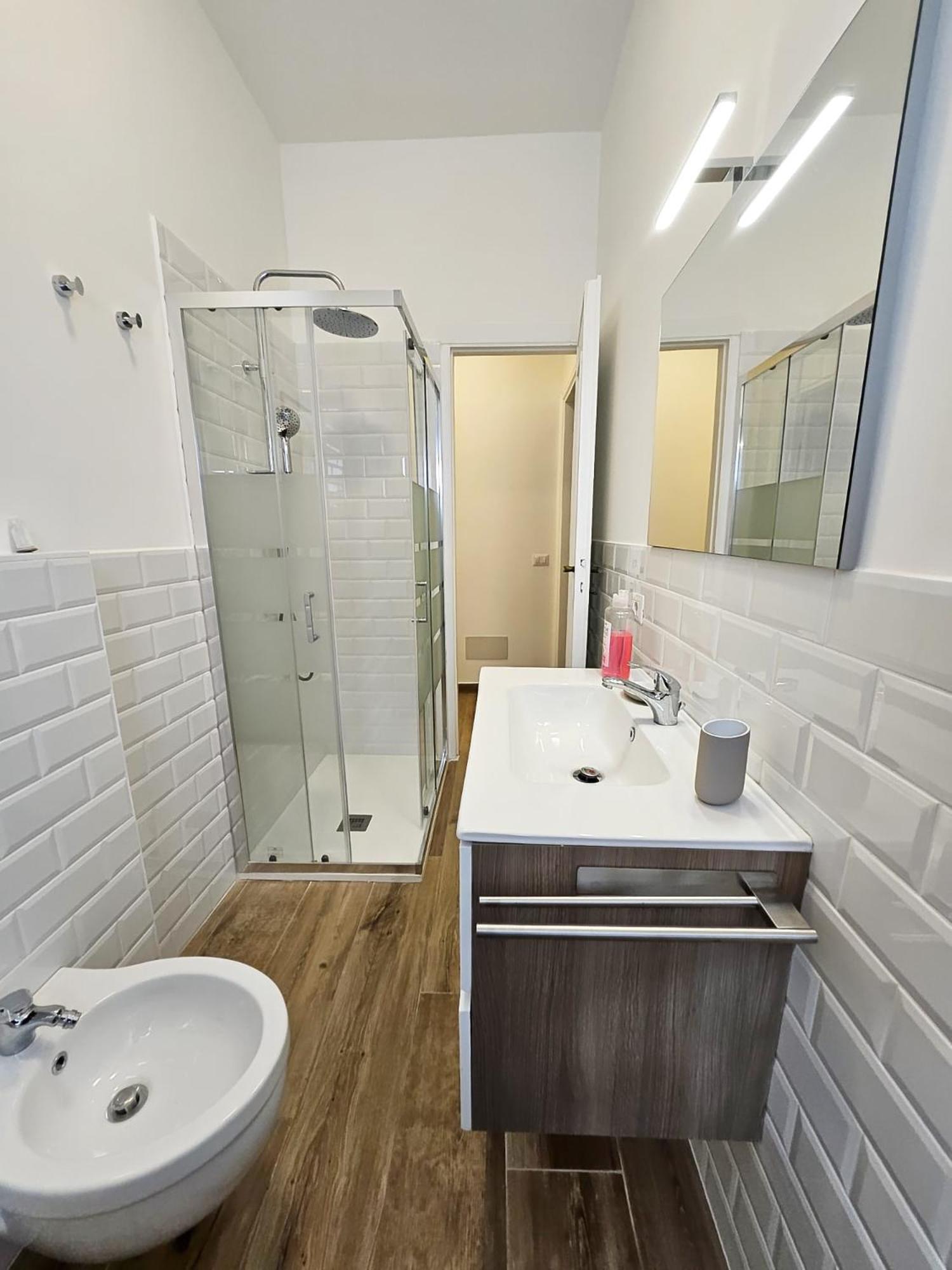Hbhall Linate Apartment Мілан Екстер'єр фото