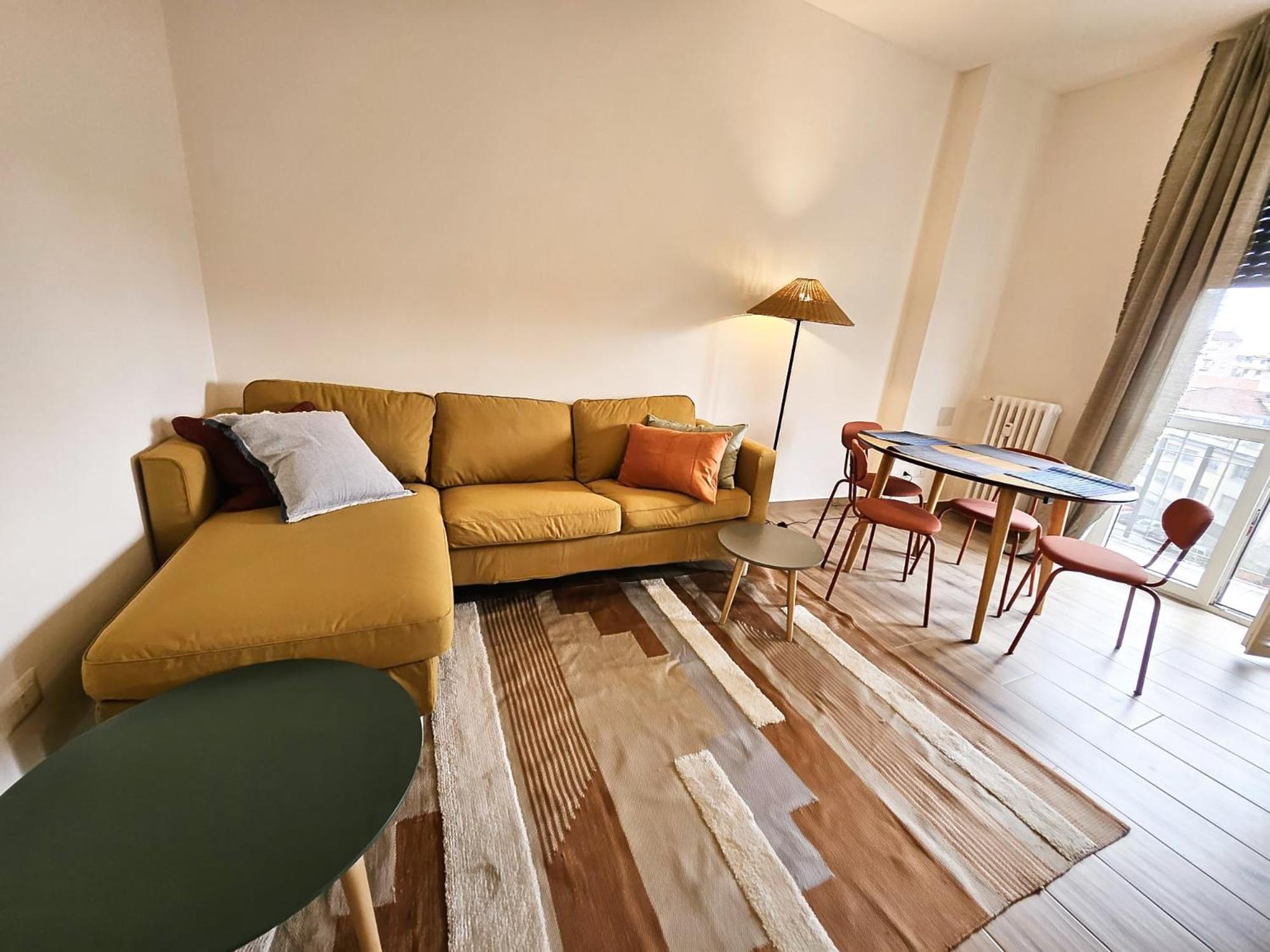 Hbhall Linate Apartment Мілан Екстер'єр фото